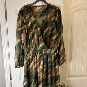 Green Multi-Color Long Sleeve Wrap Dress